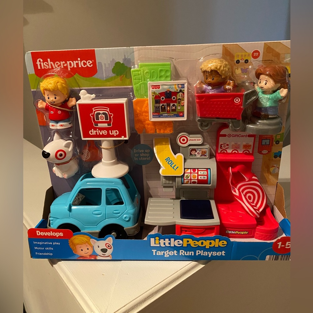 Fisher-Price Little People Target Run Playset New Hard to Find Christmas - Picture 1 of 2